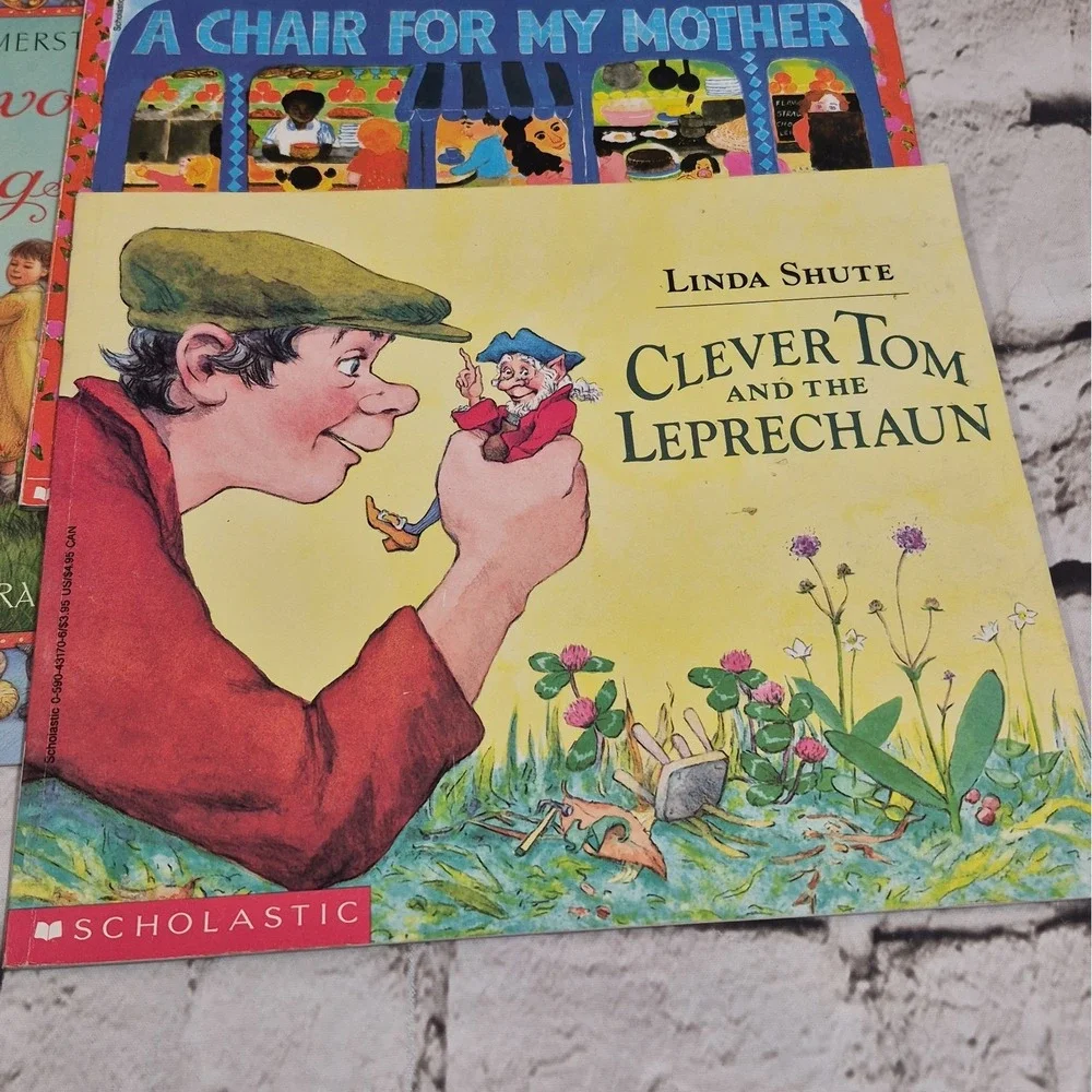 Children's Scholastic Books Lot Of 13 Picture Books And More